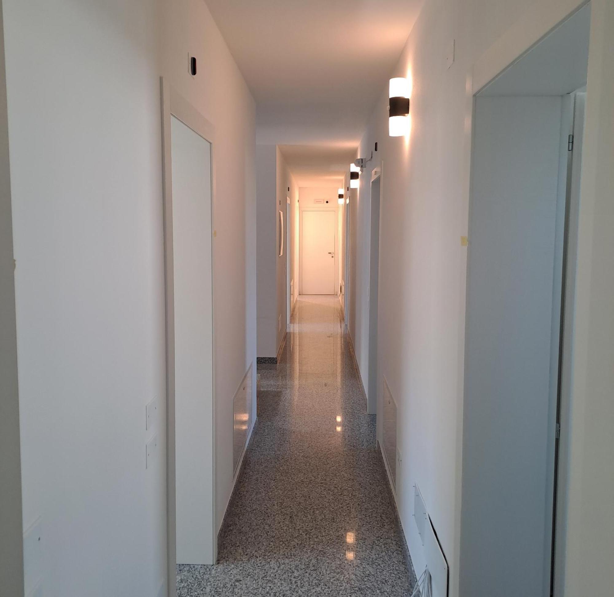 Garibaldi 16 Room Legnaro Экстерьер фото