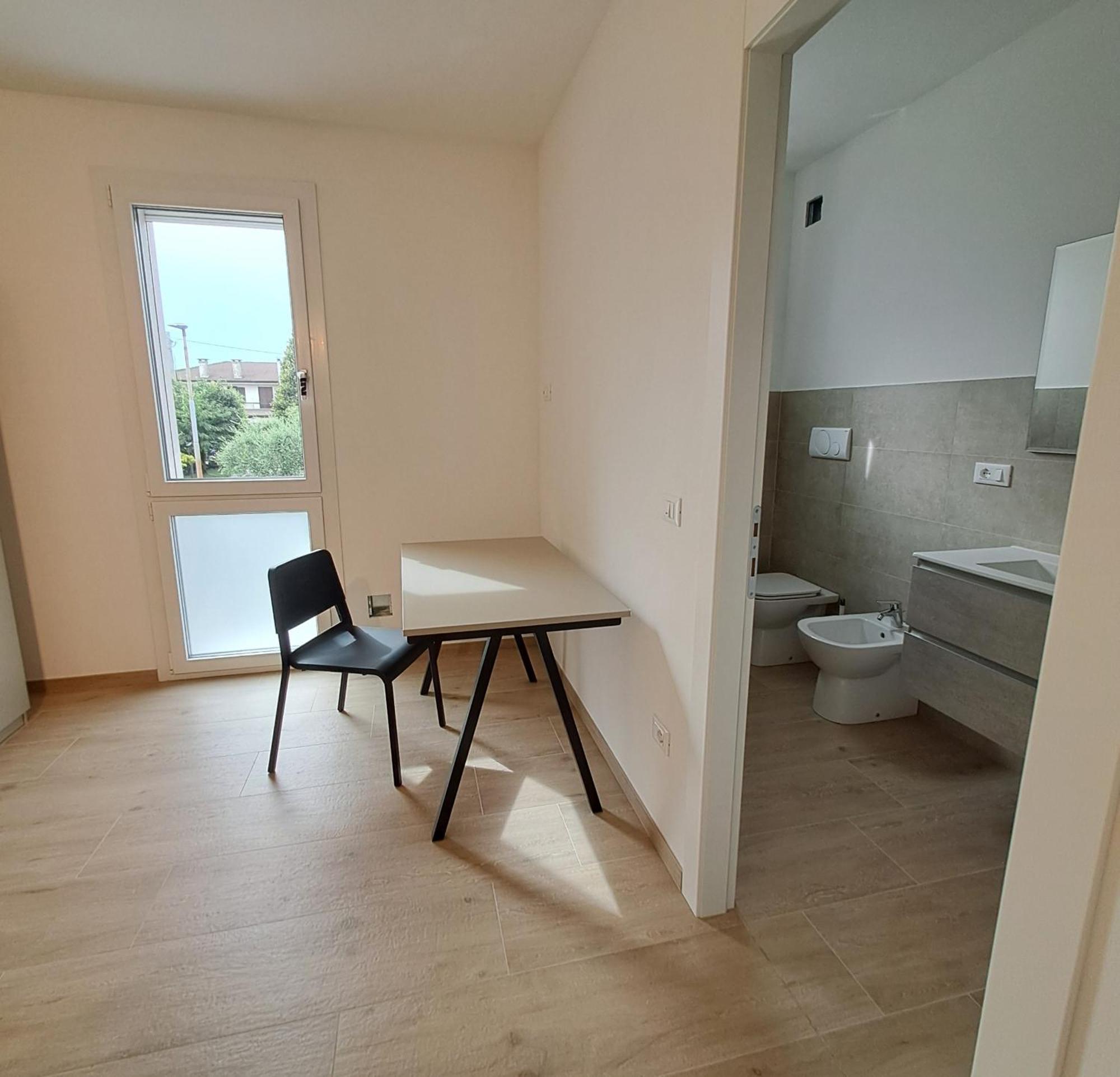 Garibaldi 16 Room Legnaro Экстерьер фото